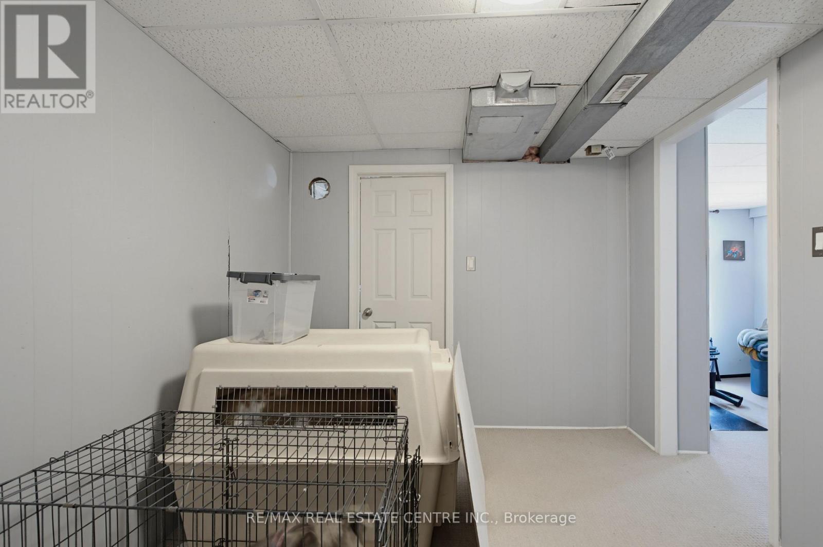 164 COURTNEY CRESCENT - 26