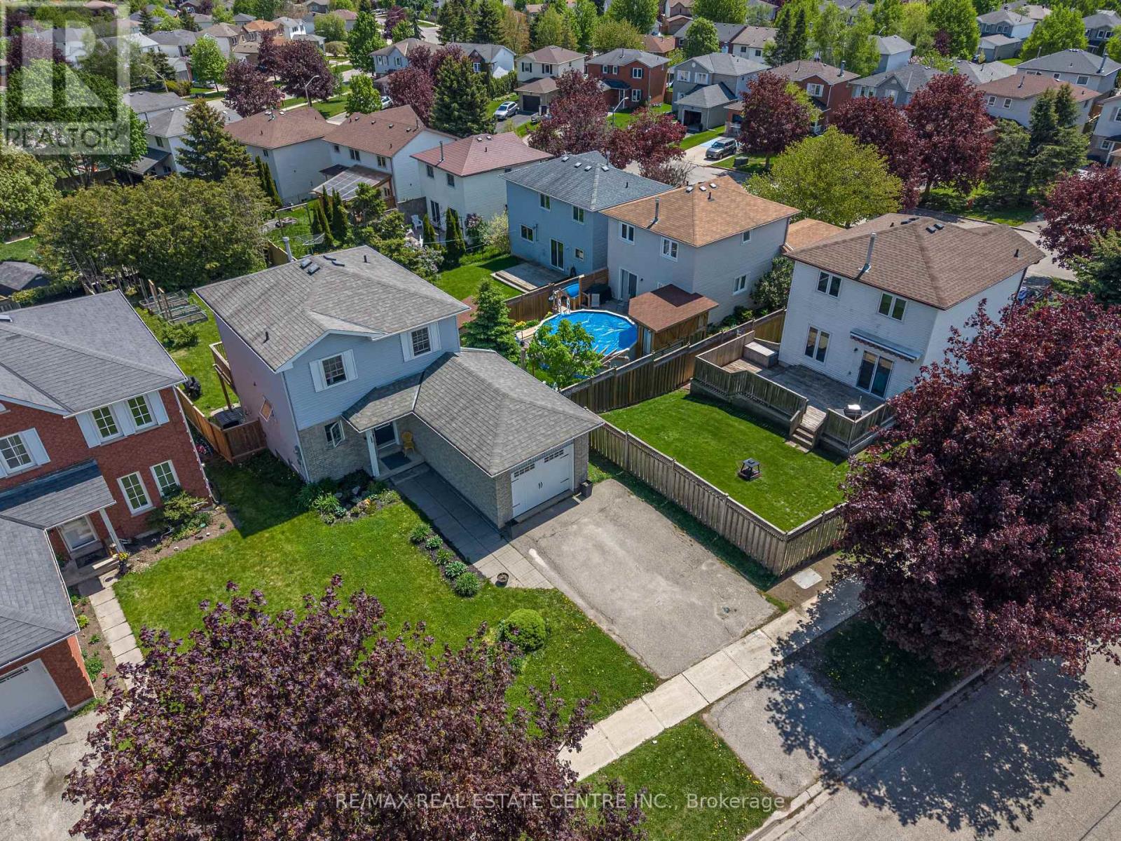 164 COURTNEY CRESCENT - 28