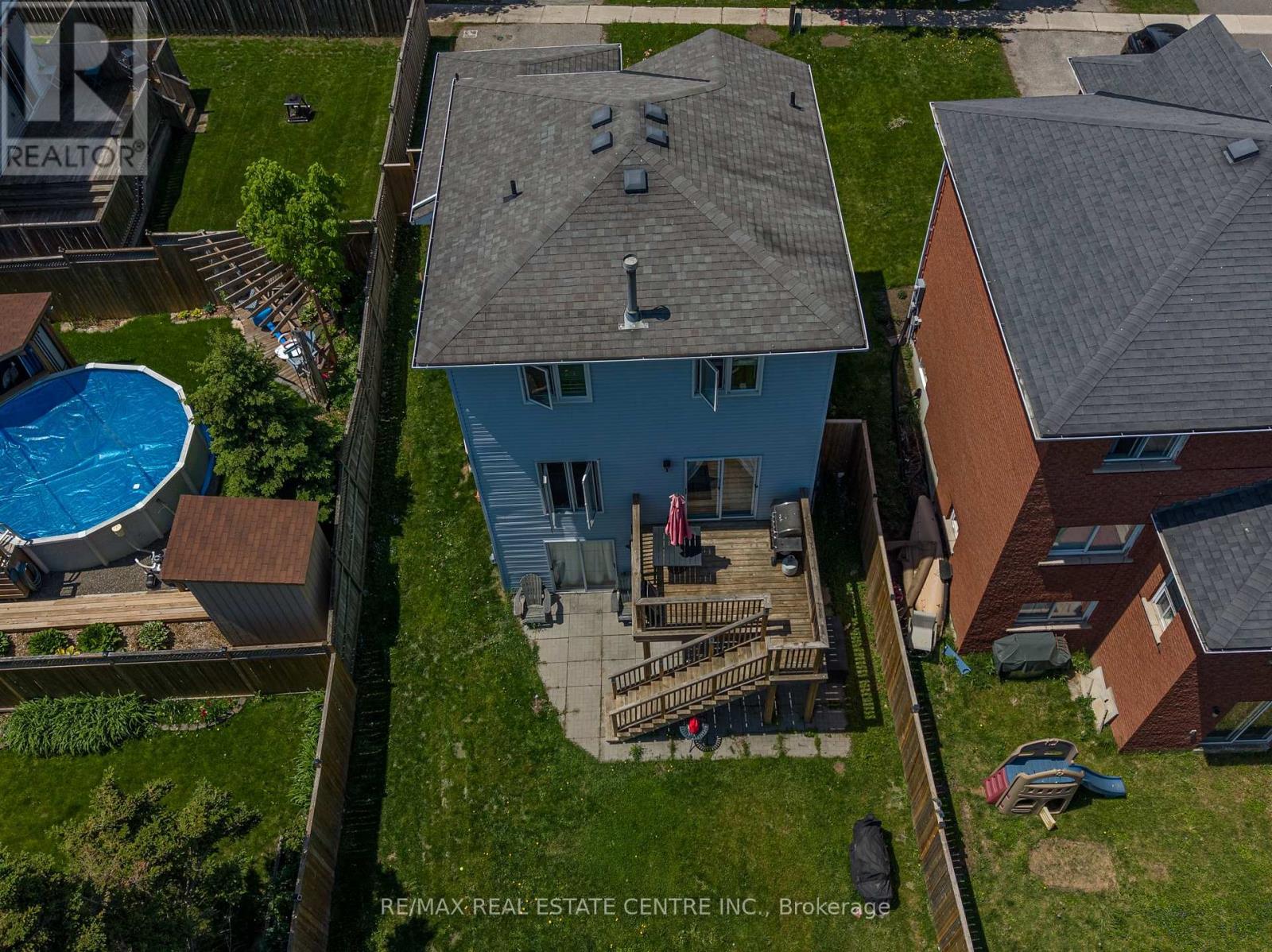 164 COURTNEY CRESCENT - 29