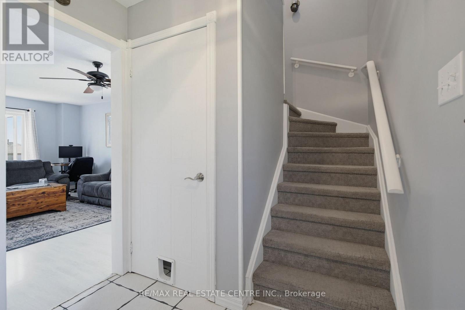164 COURTNEY CRESCENT - 5