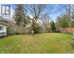 2470 Meadowood Crescent, Oakville, ON L6L1V6 Photo 10