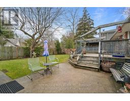 2470 Meadowood Crescent, Oakville, ON L6L1V6 Photo 12