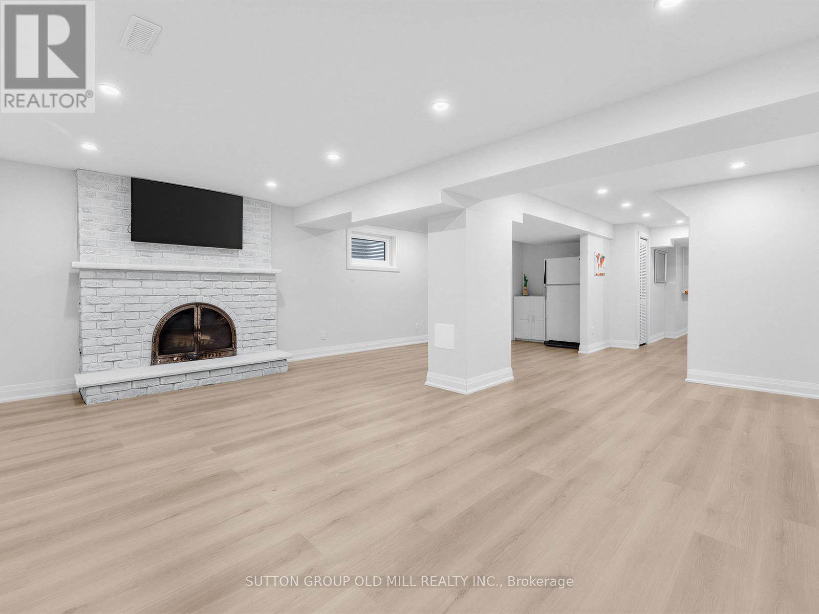 1629 DEWBERRY CRESCENT - 27