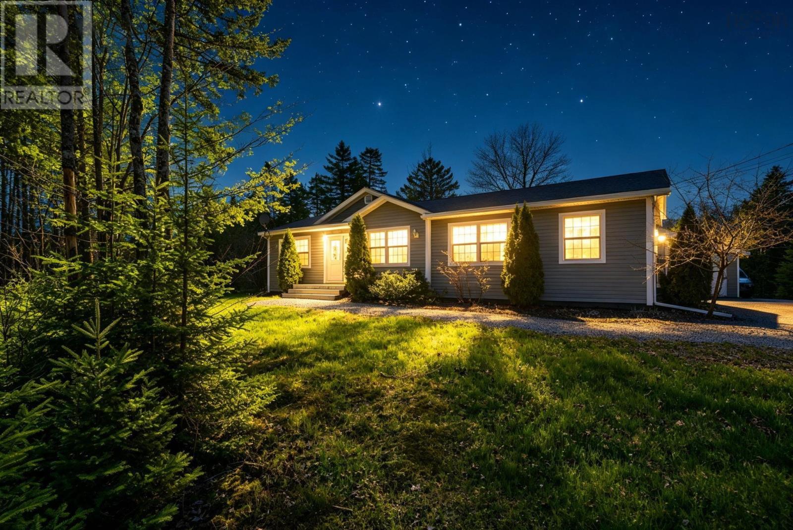 3340 Sackville Drive - 37