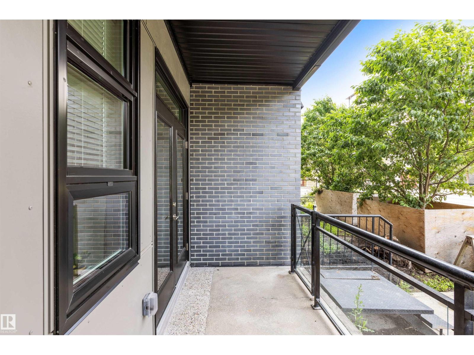 #105 10531 117 ST NW - 20
