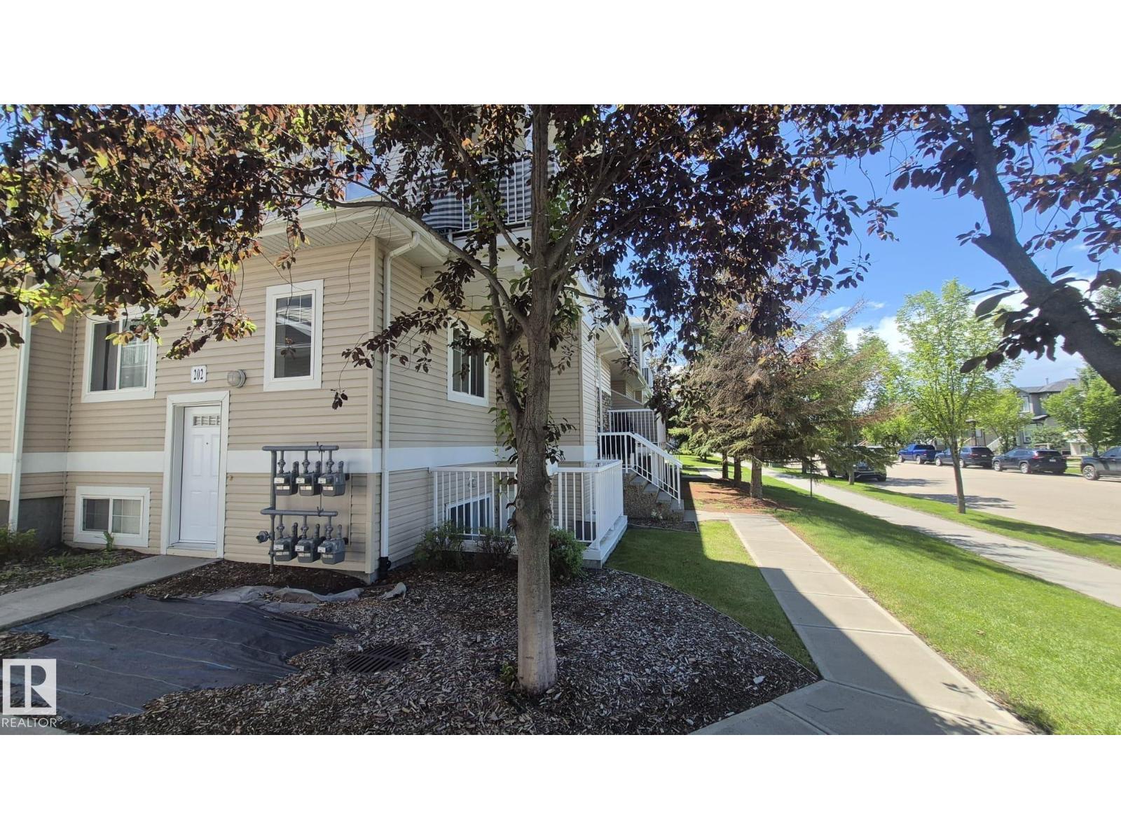 #202 164 Bridgeport - 1