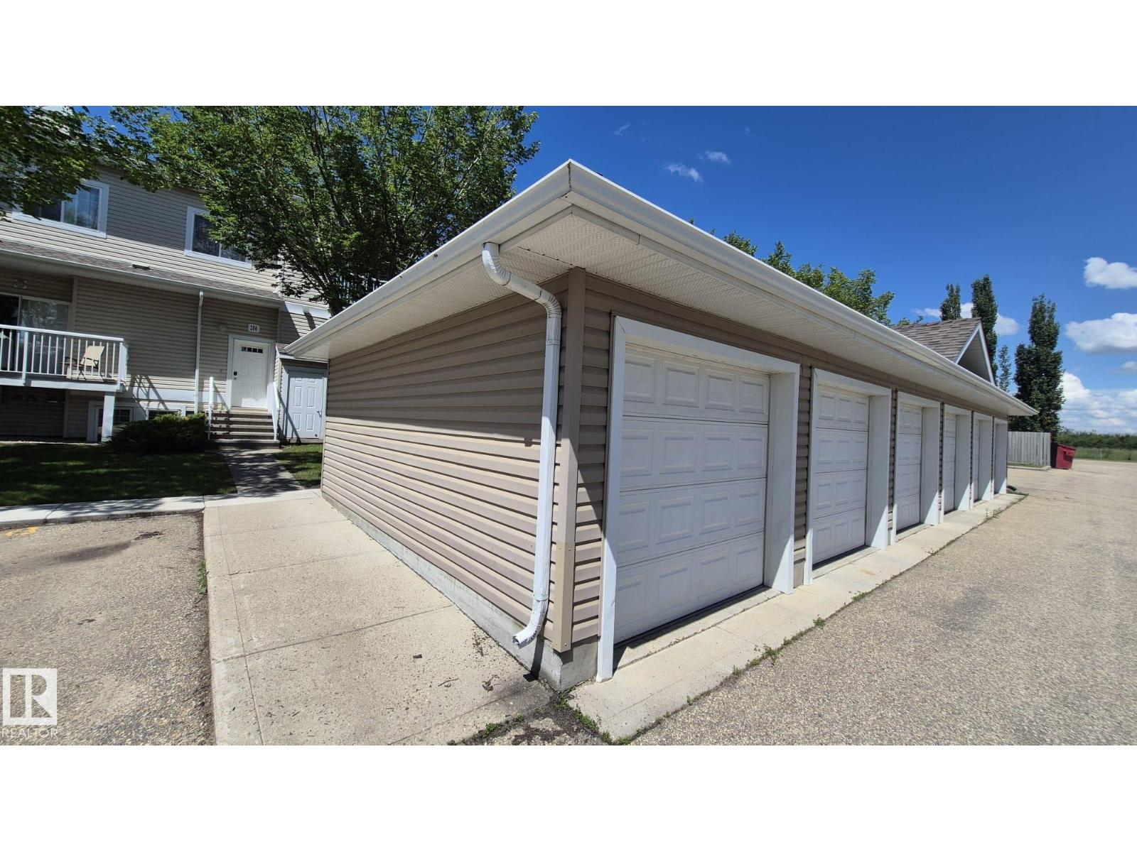 #202 164 Bridgeport - 24