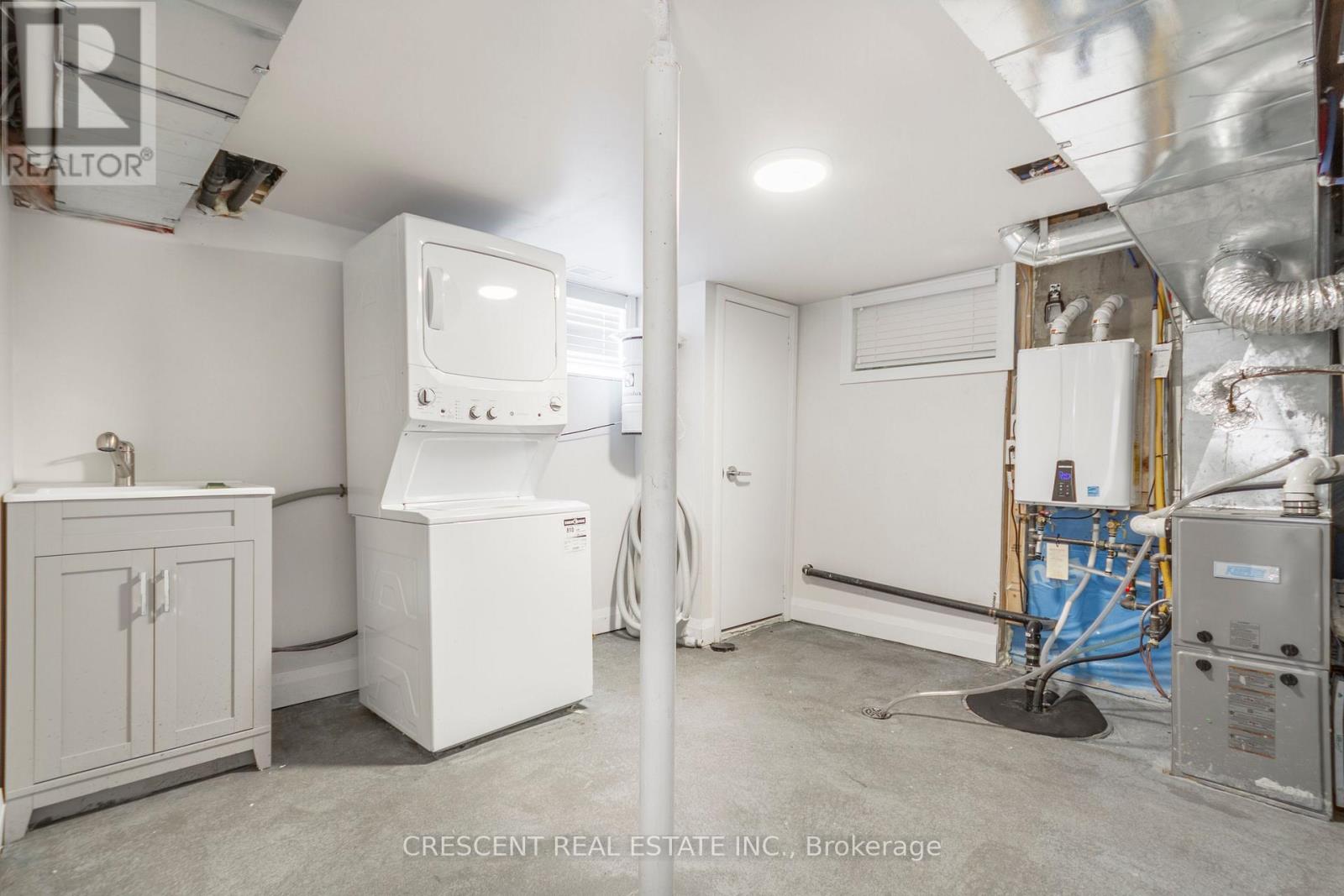 170 EMERSON STREET - 26