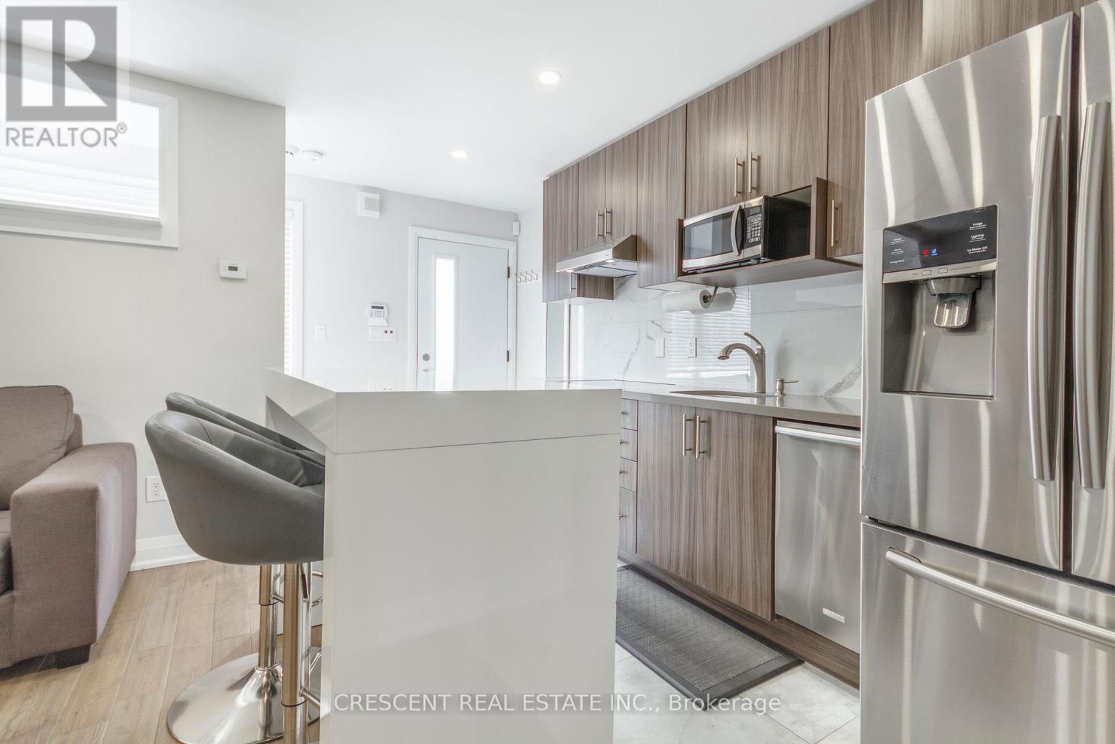 170 EMERSON STREET - 4