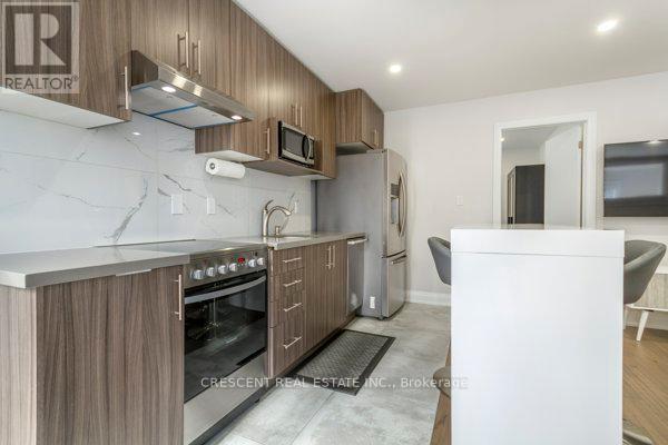 170 EMERSON STREET - 5