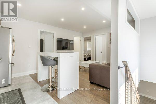 170 EMERSON STREET - 6
