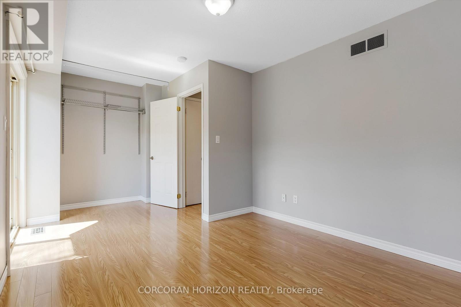 #74 302 COLLEGE AVENUE W - 10