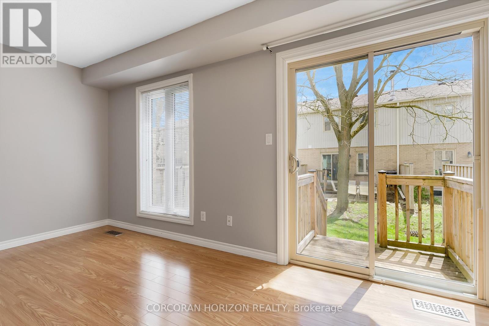 #74 302 COLLEGE AVENUE W - 14