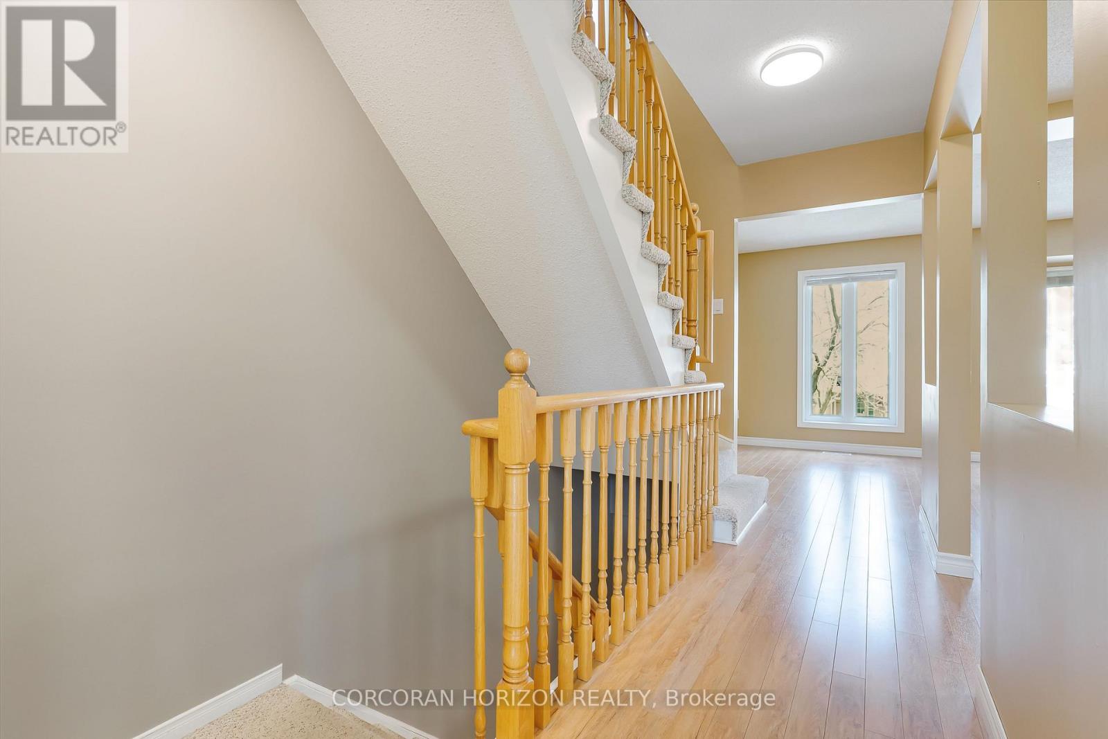 #74 302 COLLEGE AVENUE W - 21