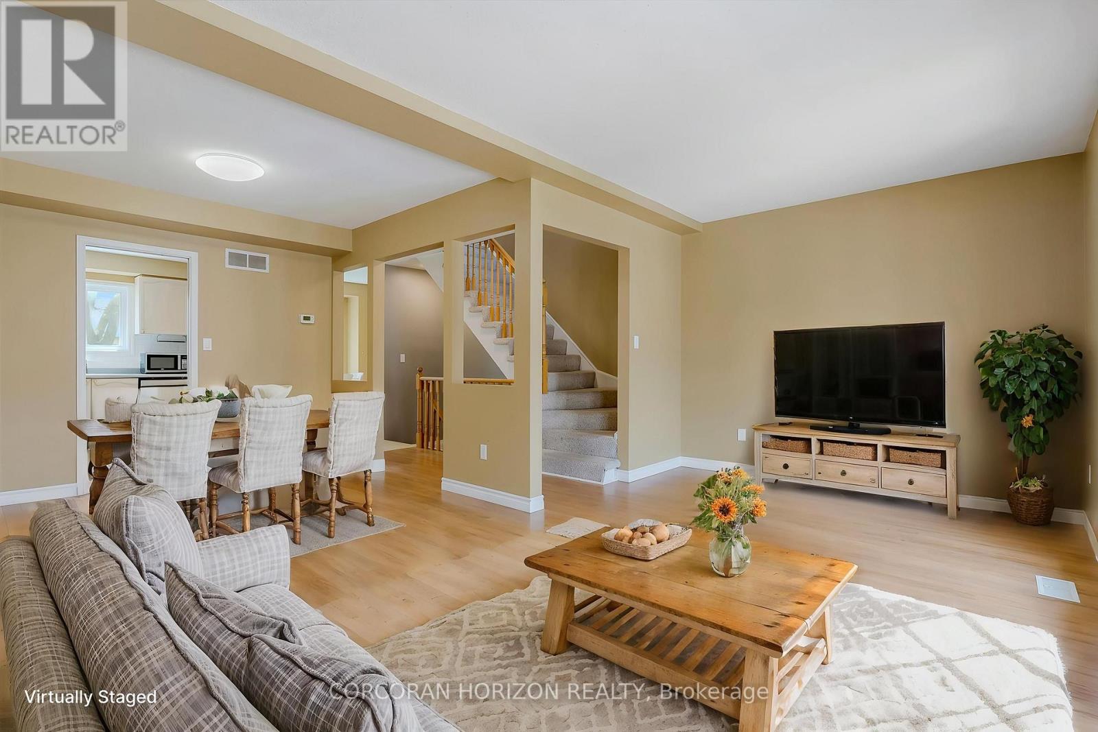 #74 302 COLLEGE AVENUE W - 25