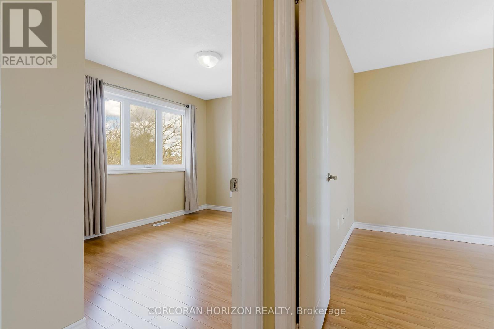 #74 302 COLLEGE AVENUE W - 28
