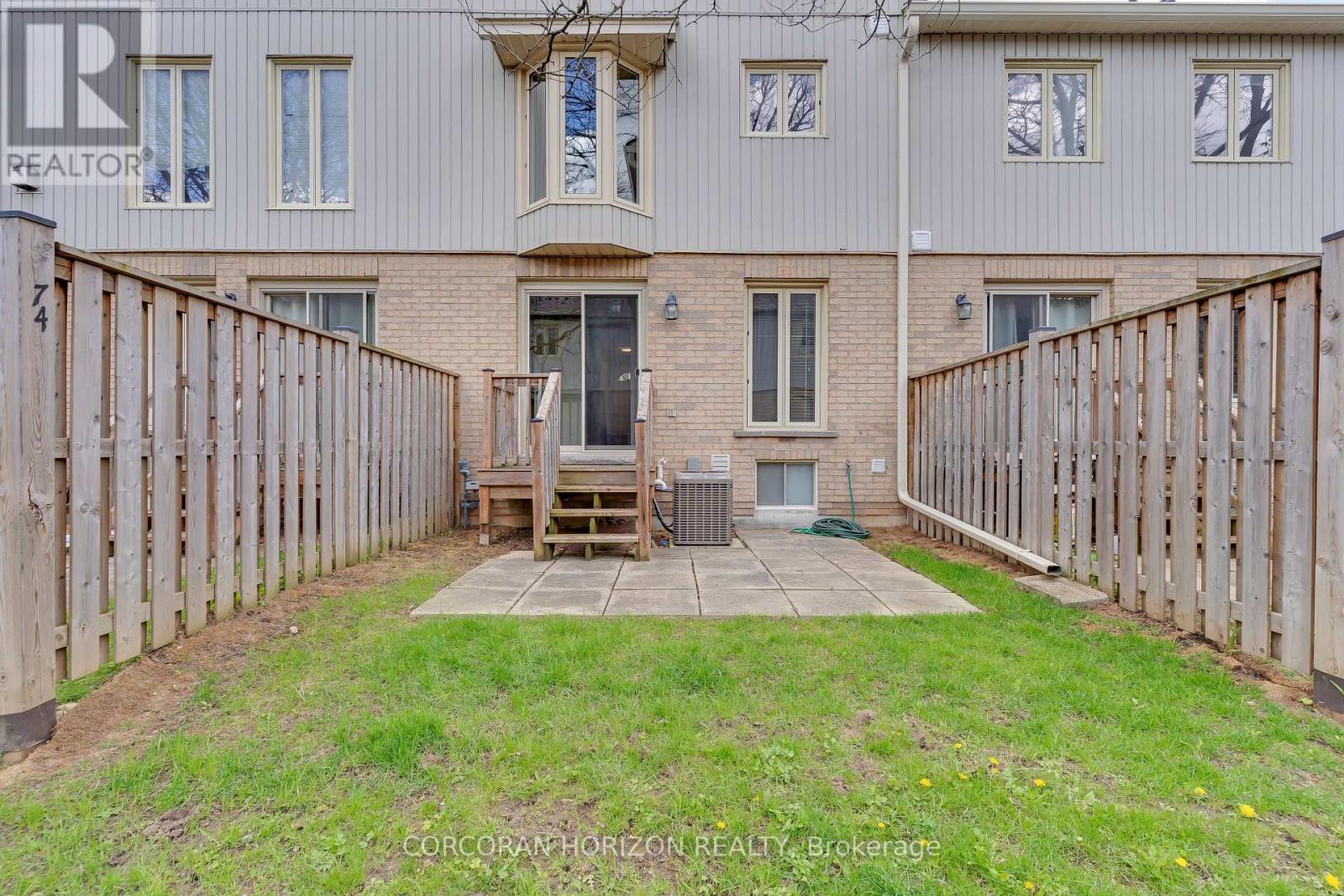 #74 302 COLLEGE AVENUE W - 43