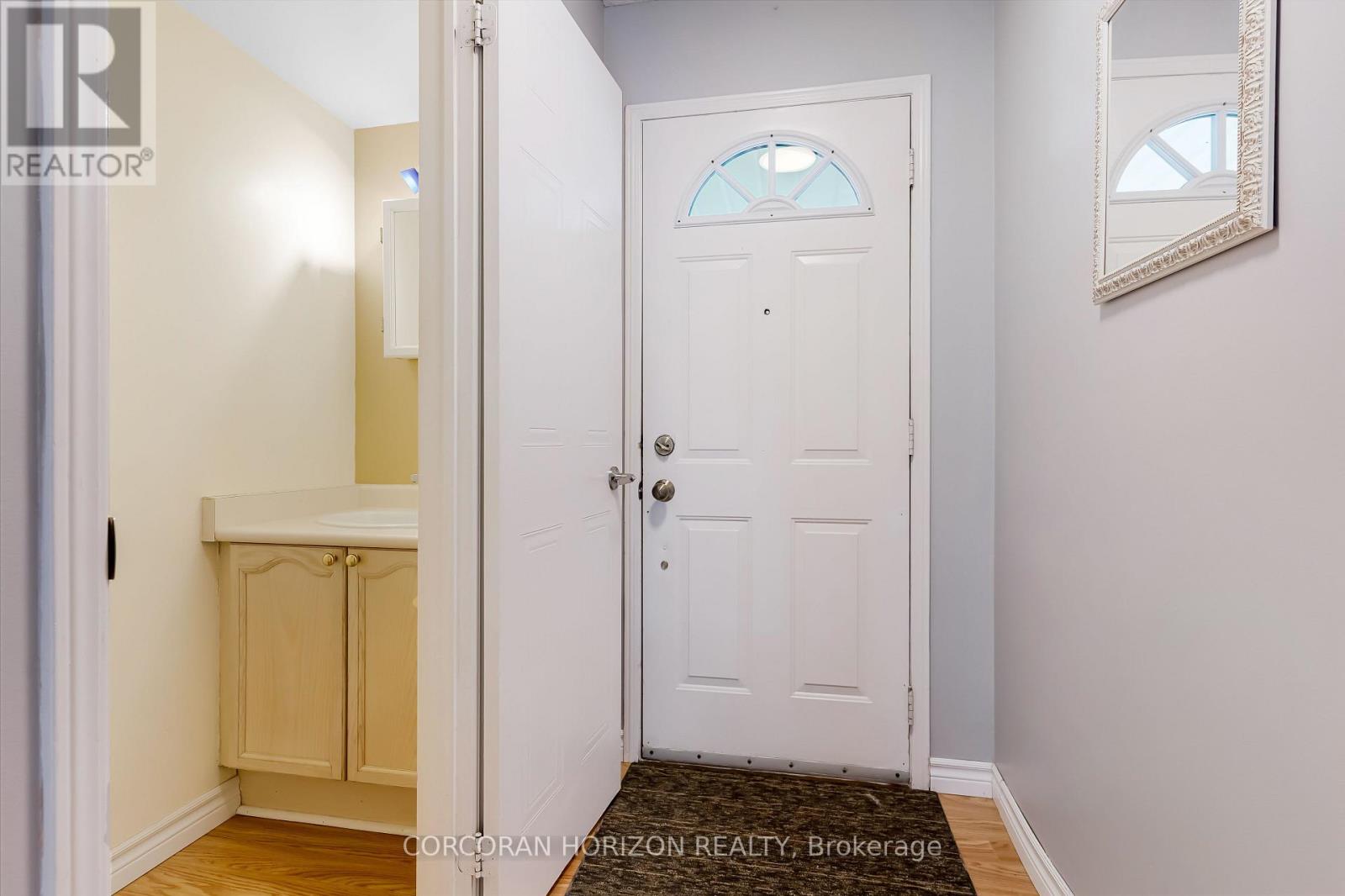 #74 302 COLLEGE AVENUE W - 5