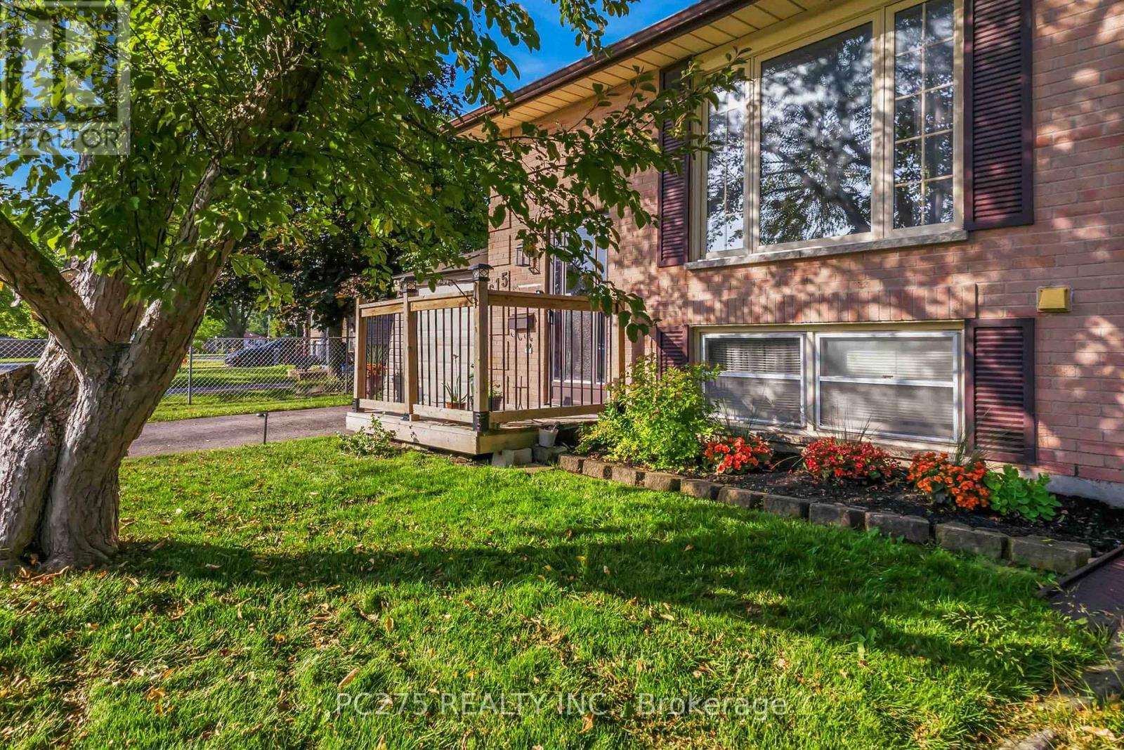 615 DEVERON CRESCENT - 3