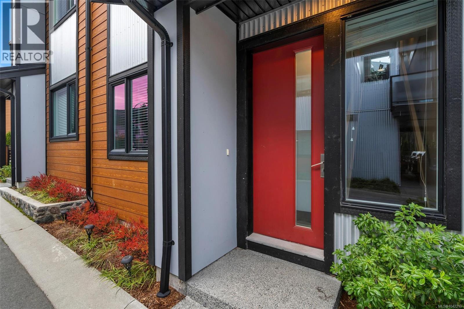 #103 1202 Nova Crt - 38