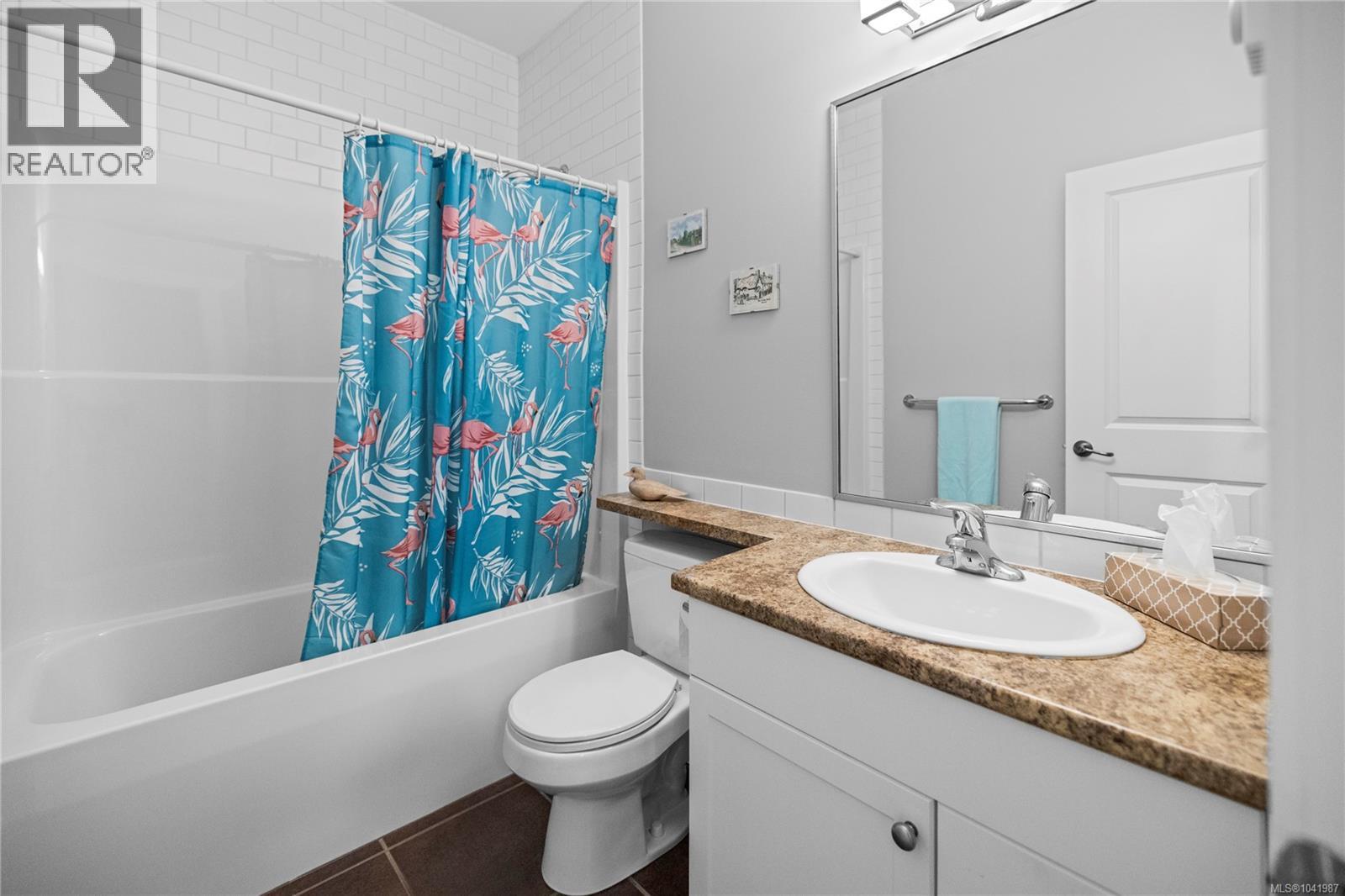 #302 1244 4th Ave - 17