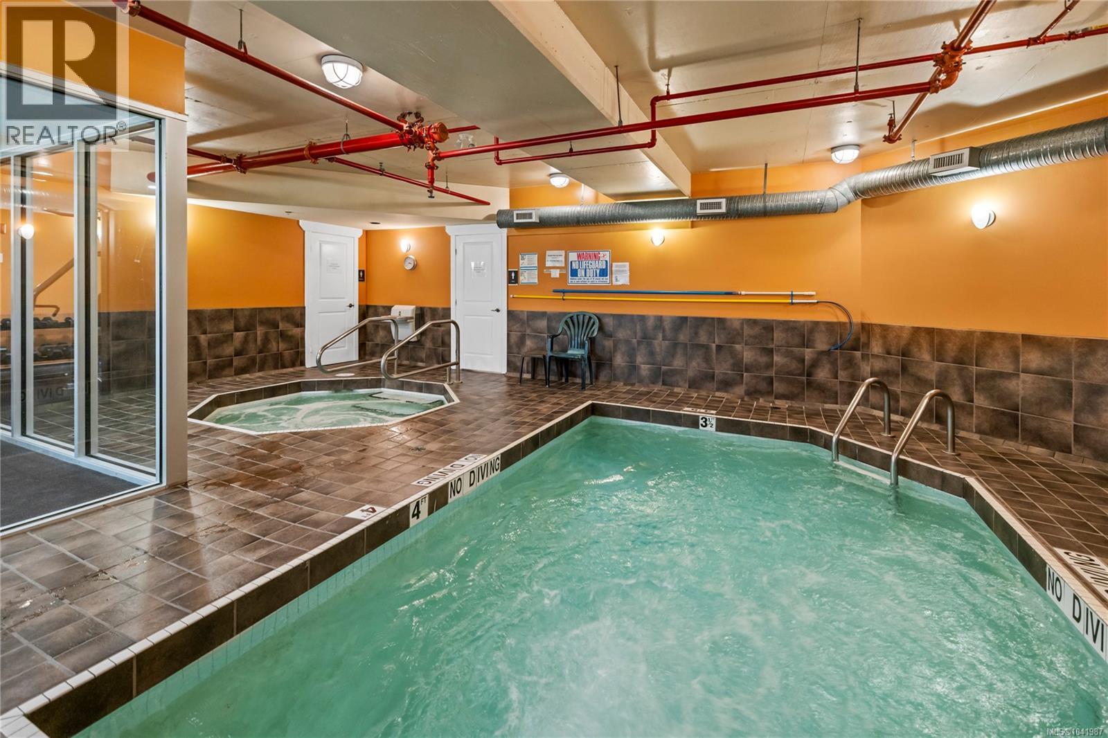 #302 1244 4th Ave - 43