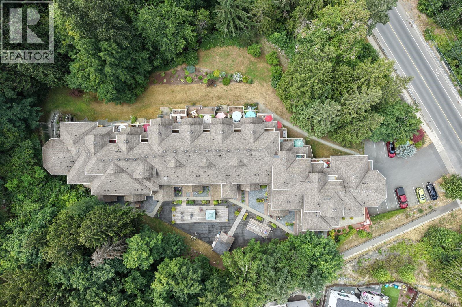 #302 1244 4th Ave - 50