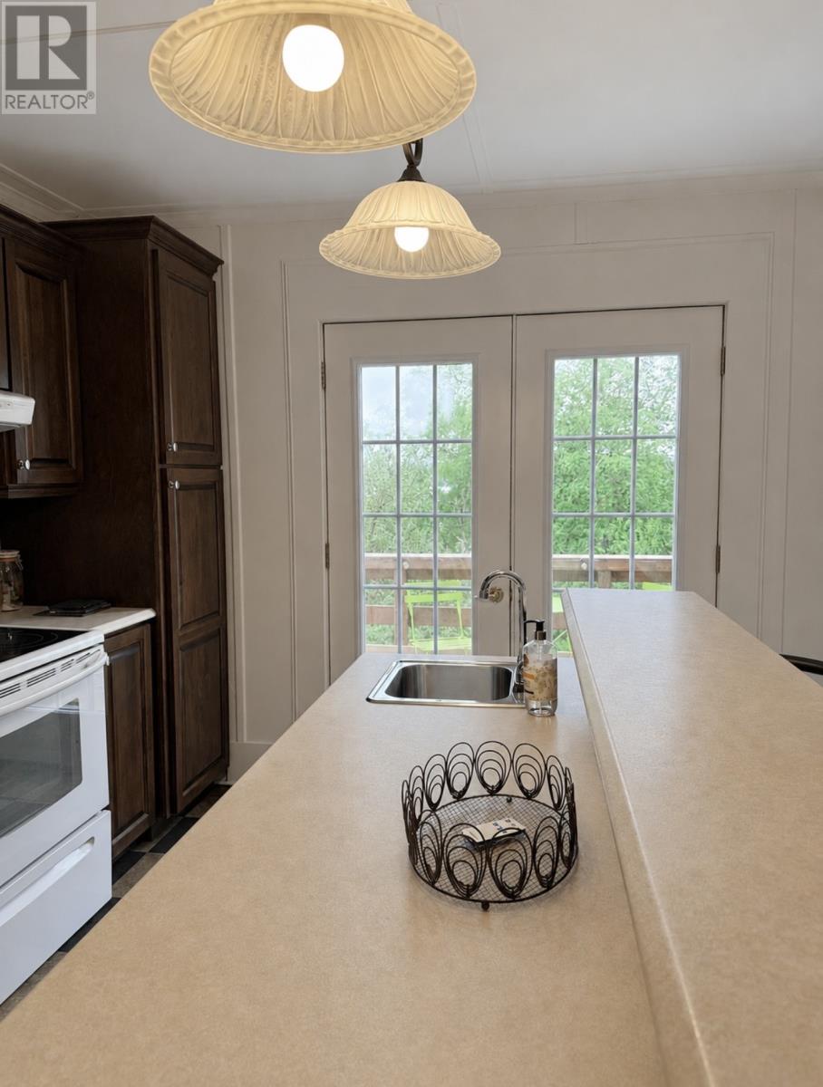 121 Memorial Drive - 10