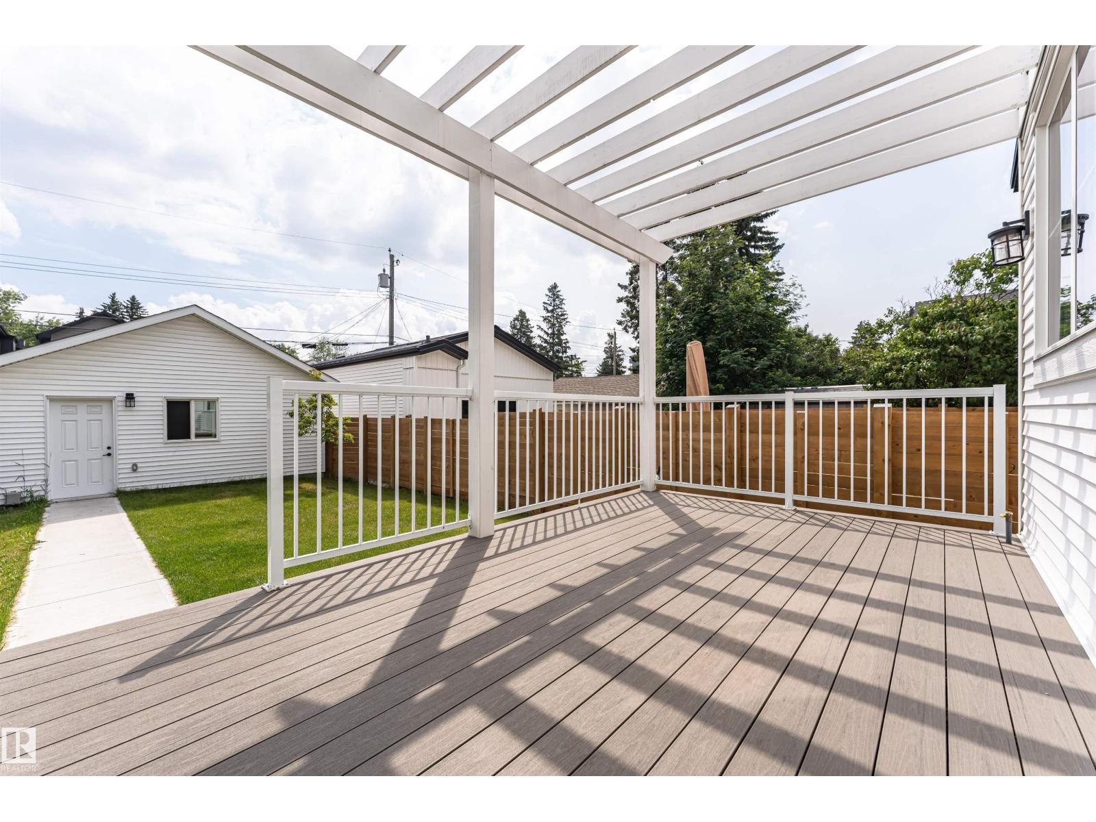 10439 144 ST NW - 68