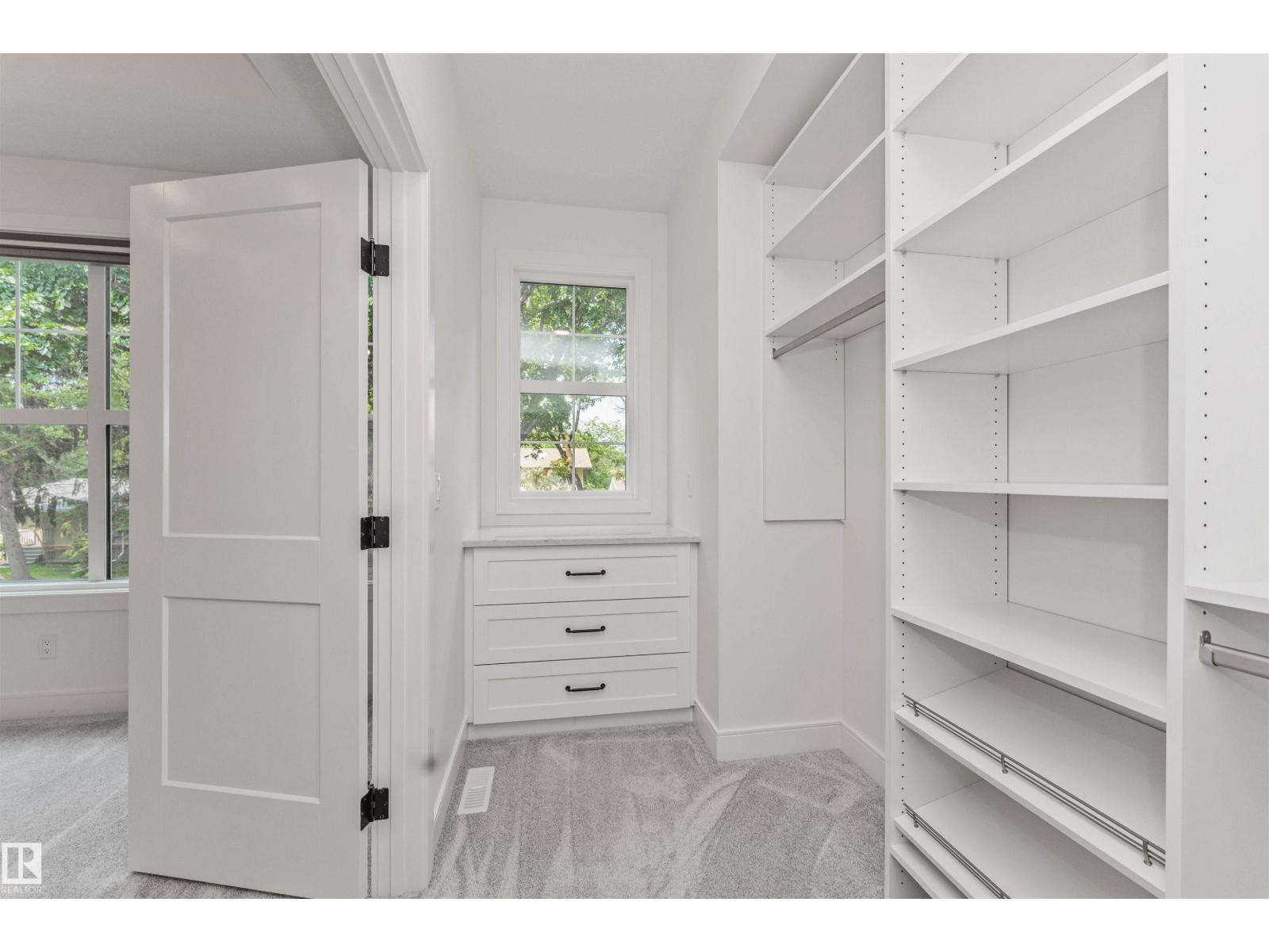 10439 144 ST NW - 51