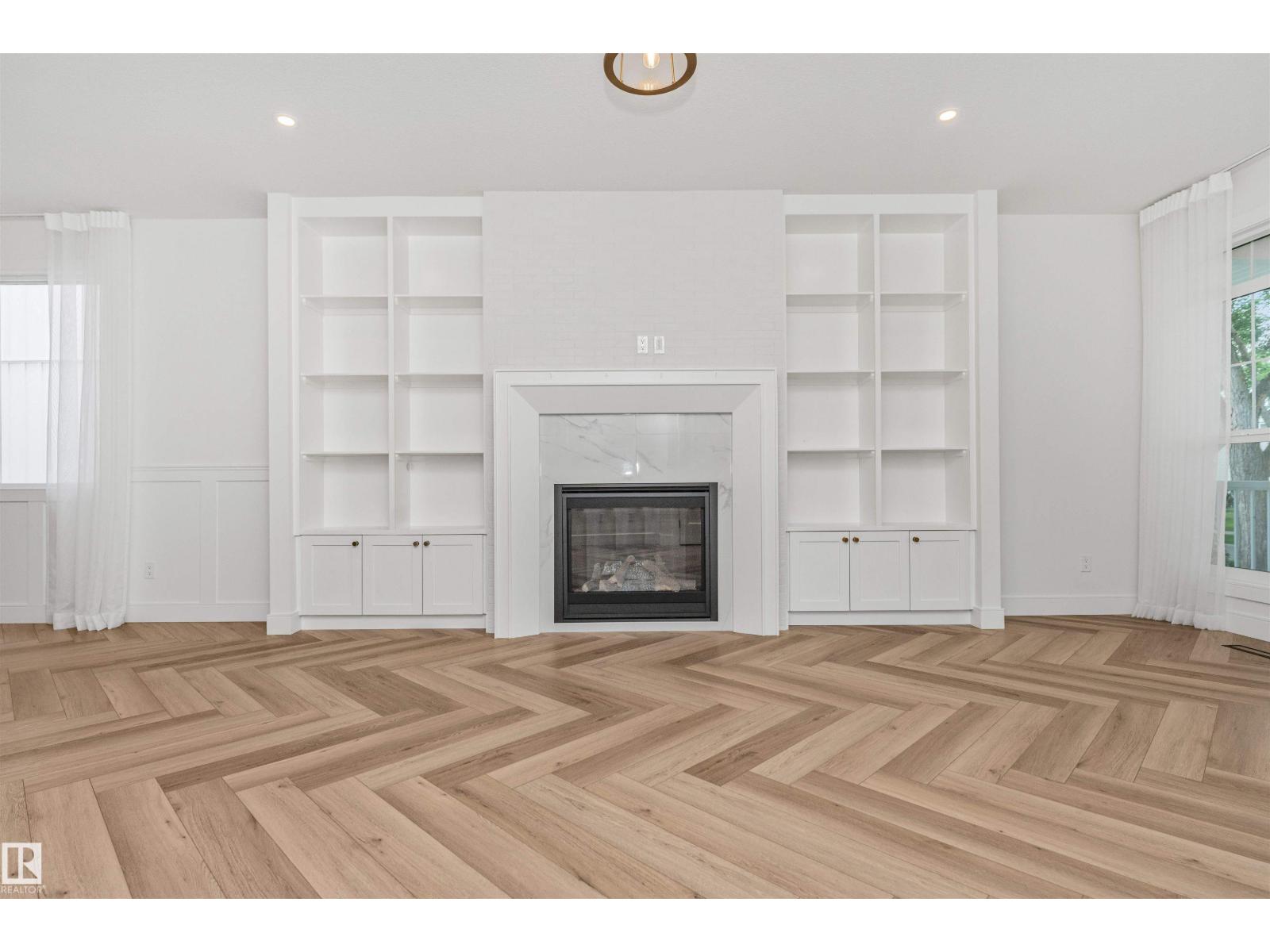 10439 144 ST NW - 33