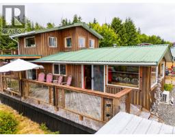 1033 Seventh Ave, Ucluelet, BC V0R3A0 Photo 11