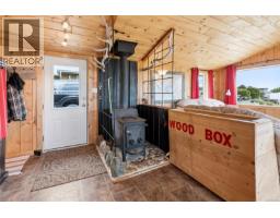 1033 Seventh Ave, Ucluelet, BC V0R3A0 Photo 18