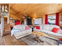 1033 Seventh Ave, Ucluelet, BC V0R3A0 Photo 15