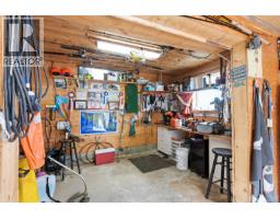 1033 Seventh Ave, Ucluelet, BC V0R3A0 Photo 26