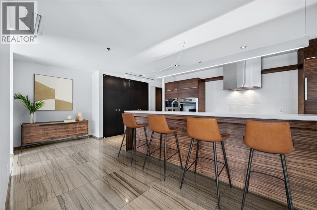 #1801 108 9 Avenue SW - 11