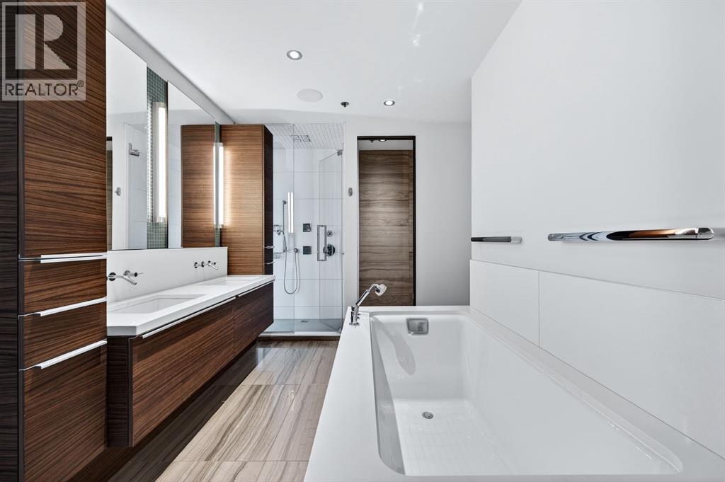 #1801 108 9 Avenue SW - 17