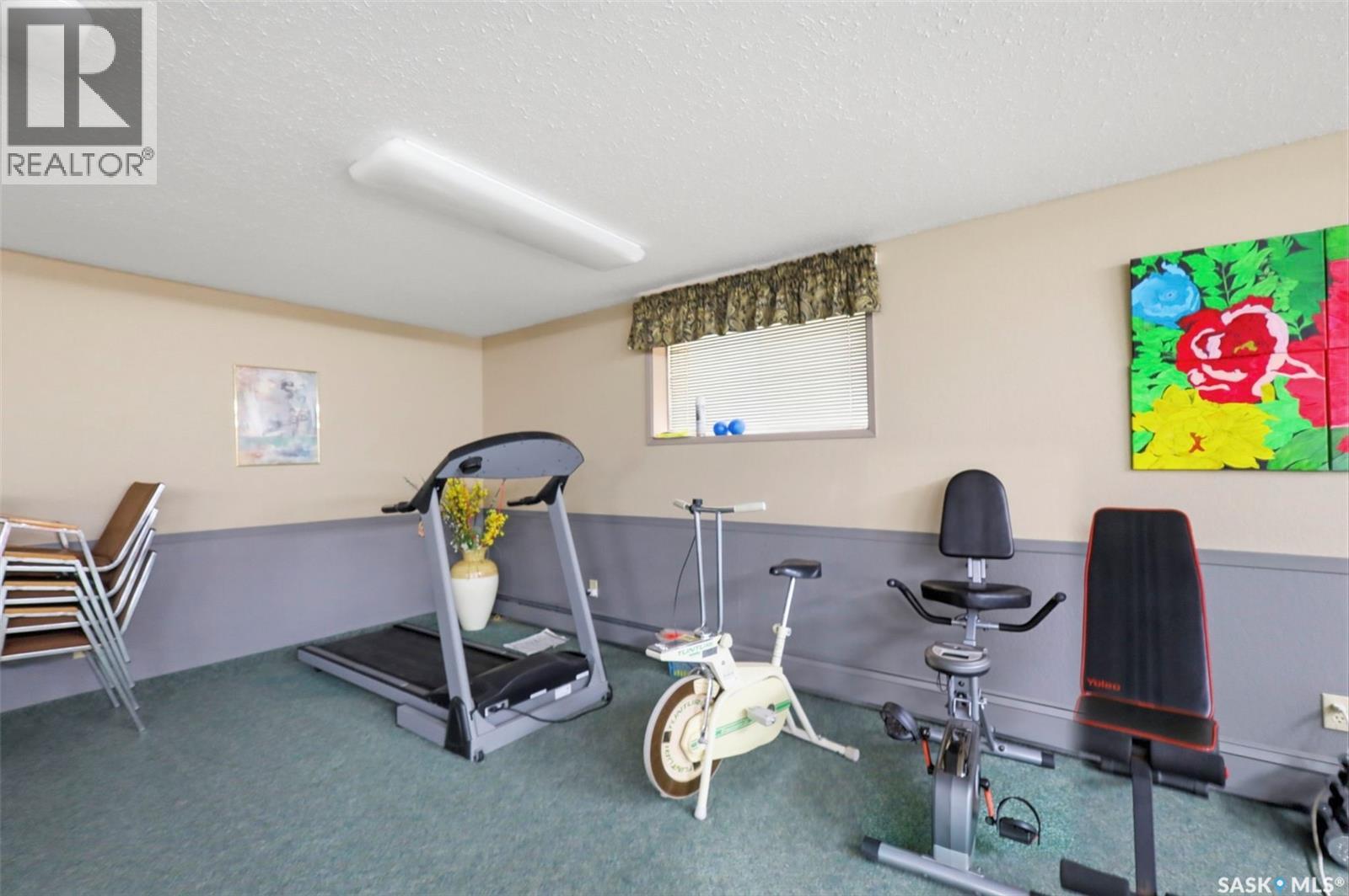 #104 3120 Louise STREET - 38