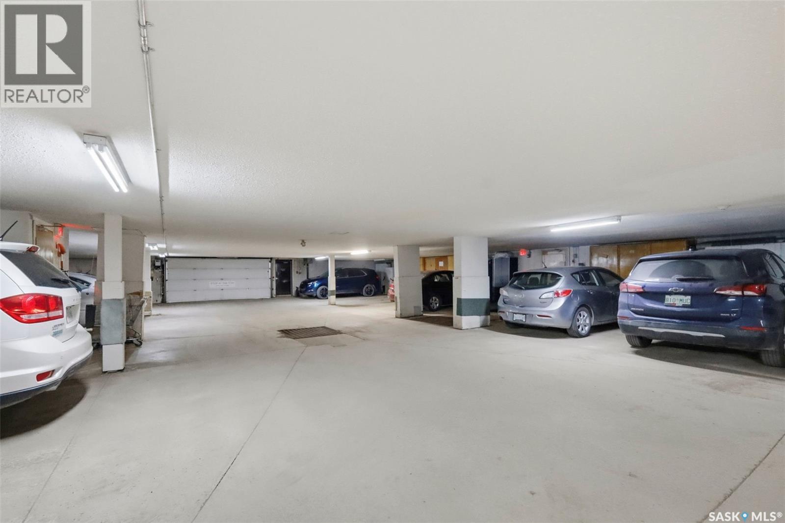 #104 3120 Louise STREET - 46
