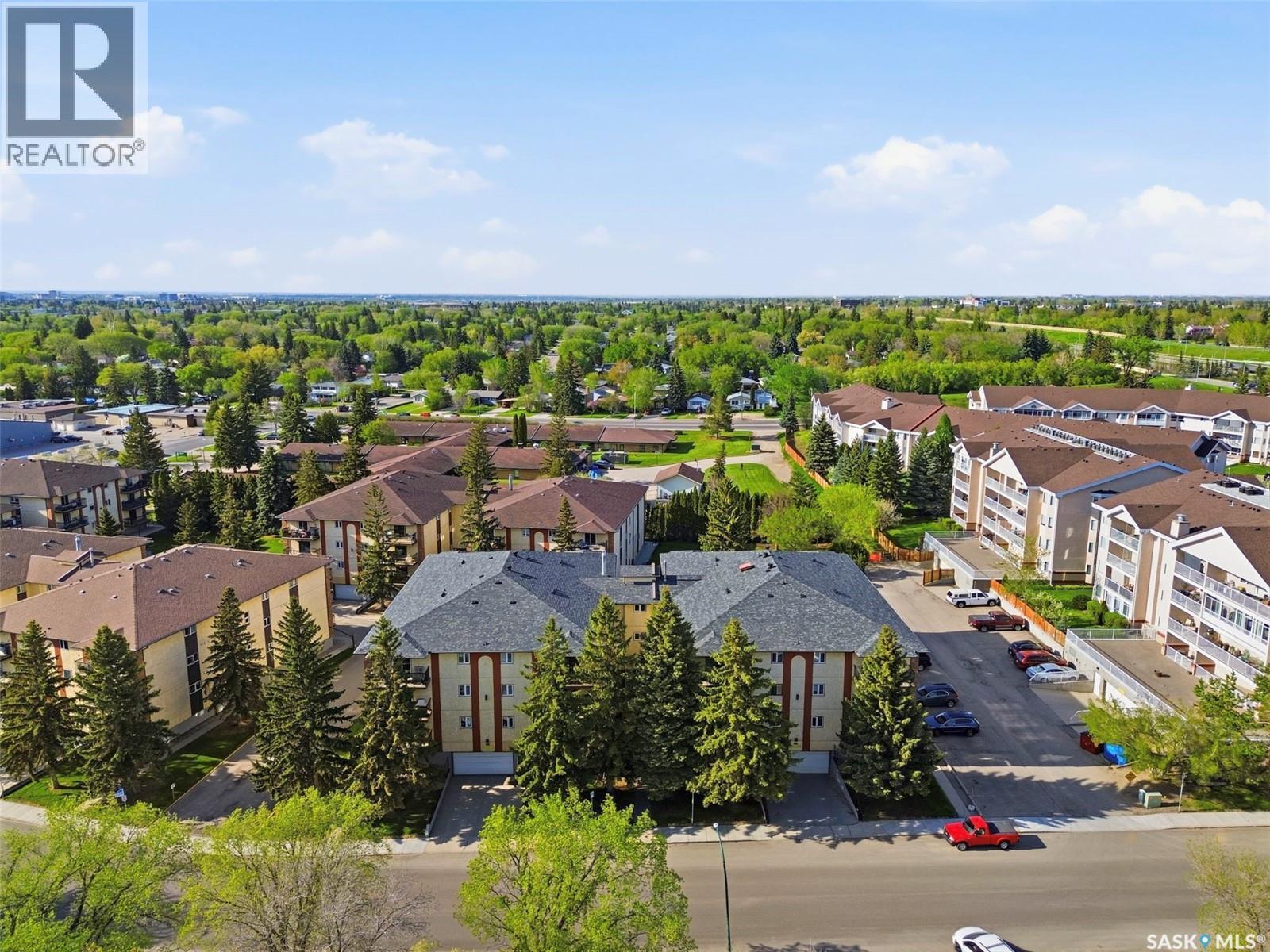 #104 3120 Louise STREET - 49