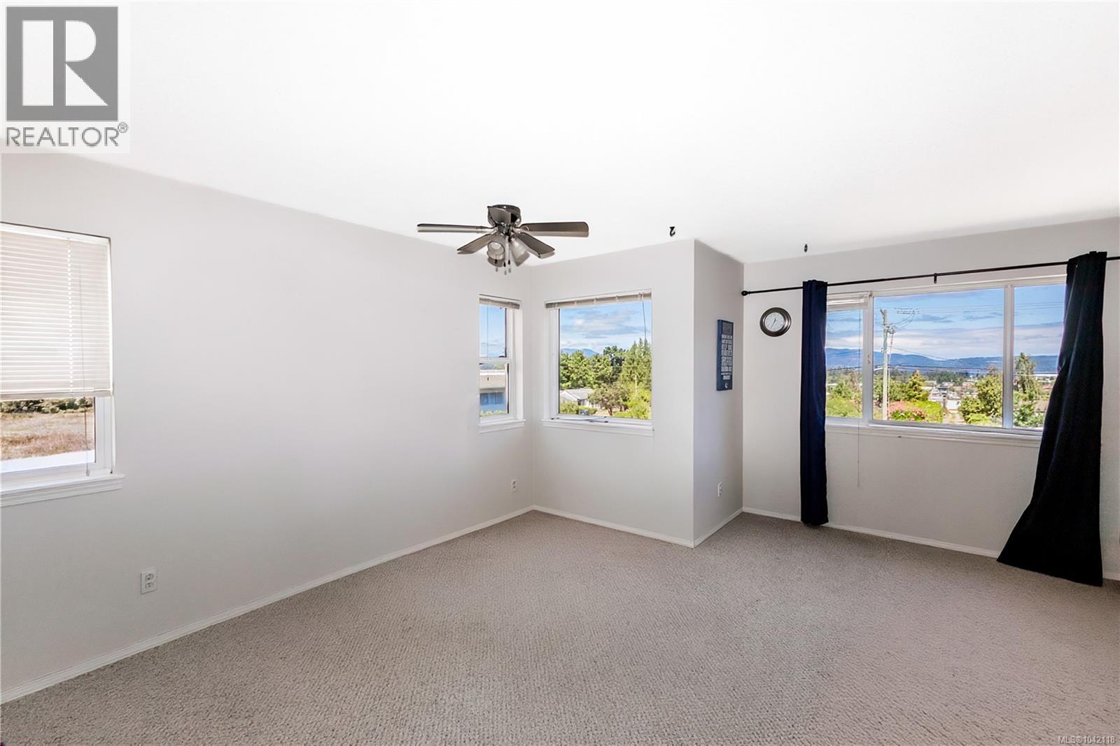 859 9th Ave - 12