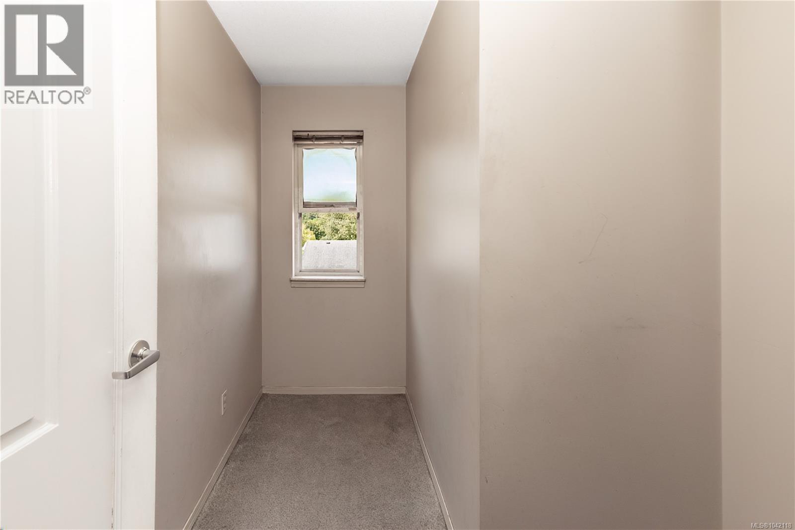 859 9th Ave - 22