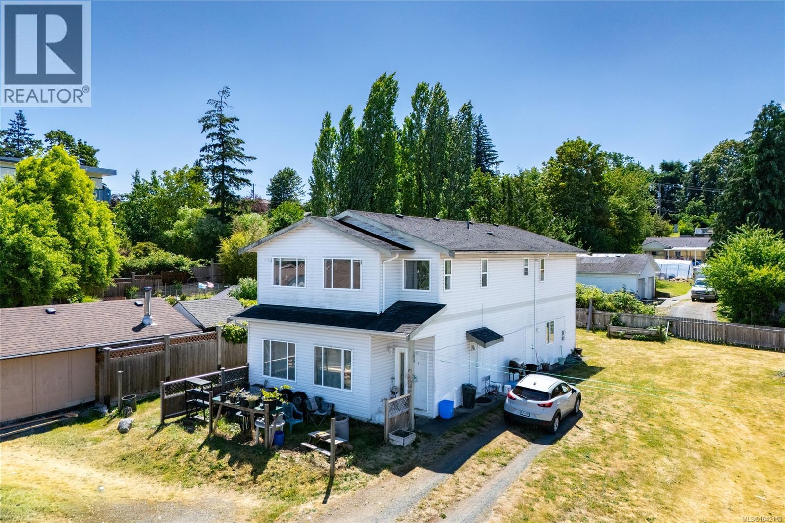 859 9th Ave - 6