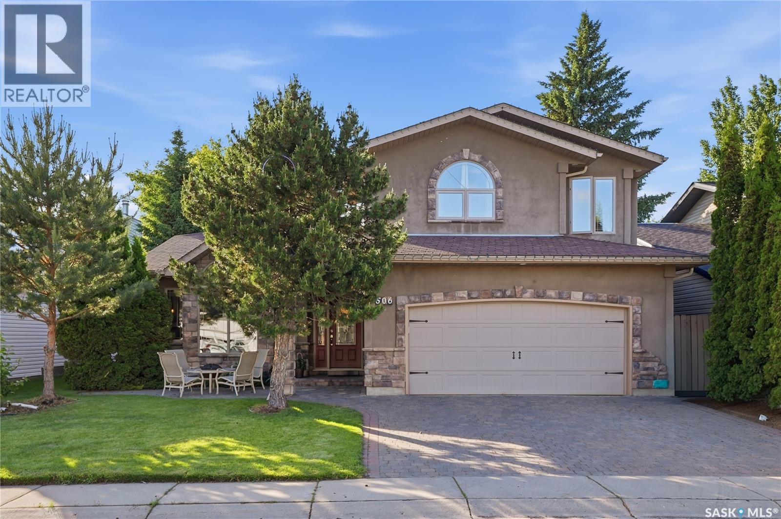 506 Vincent CRESCENT - 1
