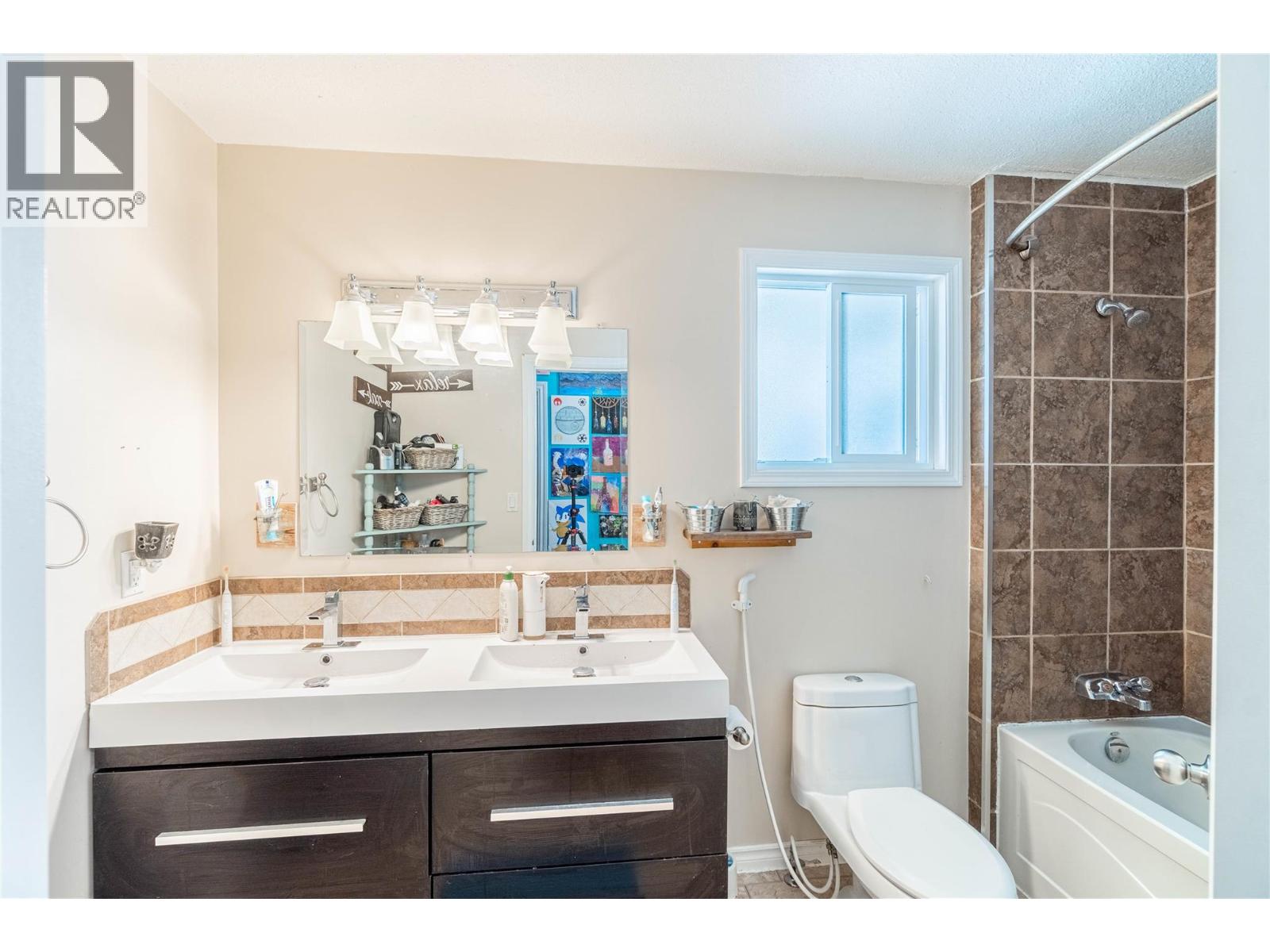 968 SICAMORE Drive - Image 14