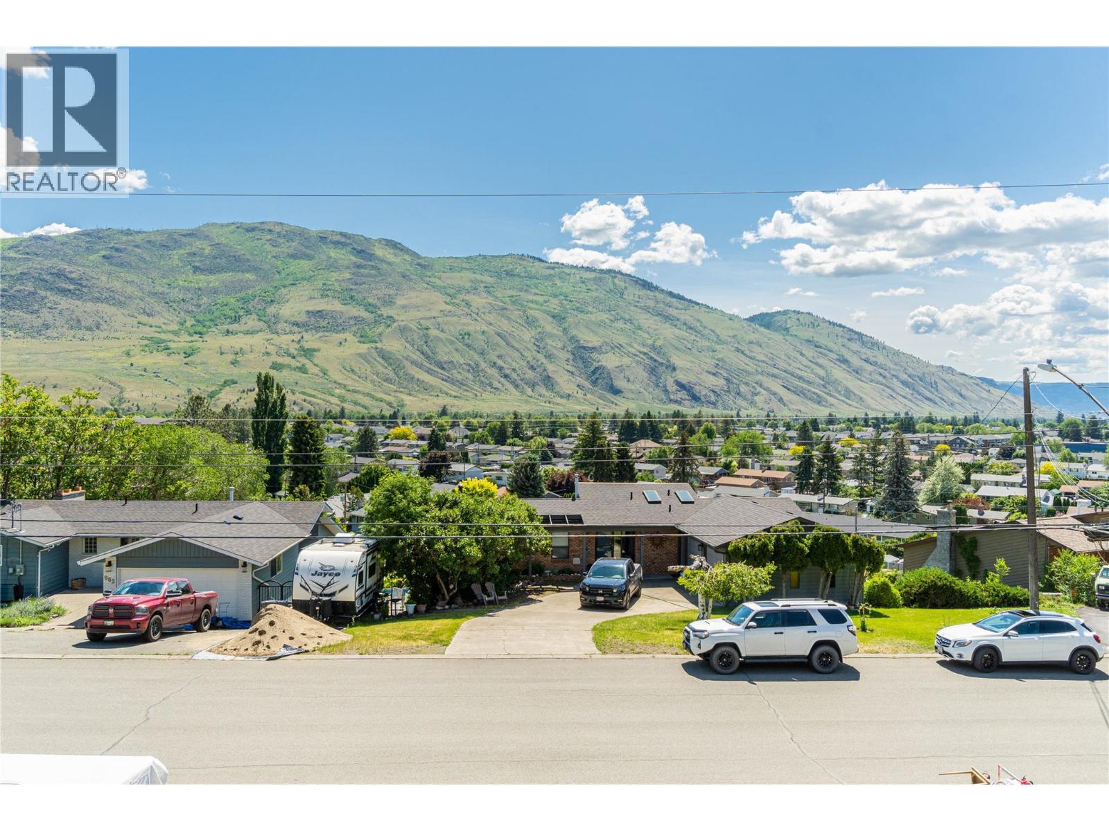 968 SICAMORE Drive - Image 3