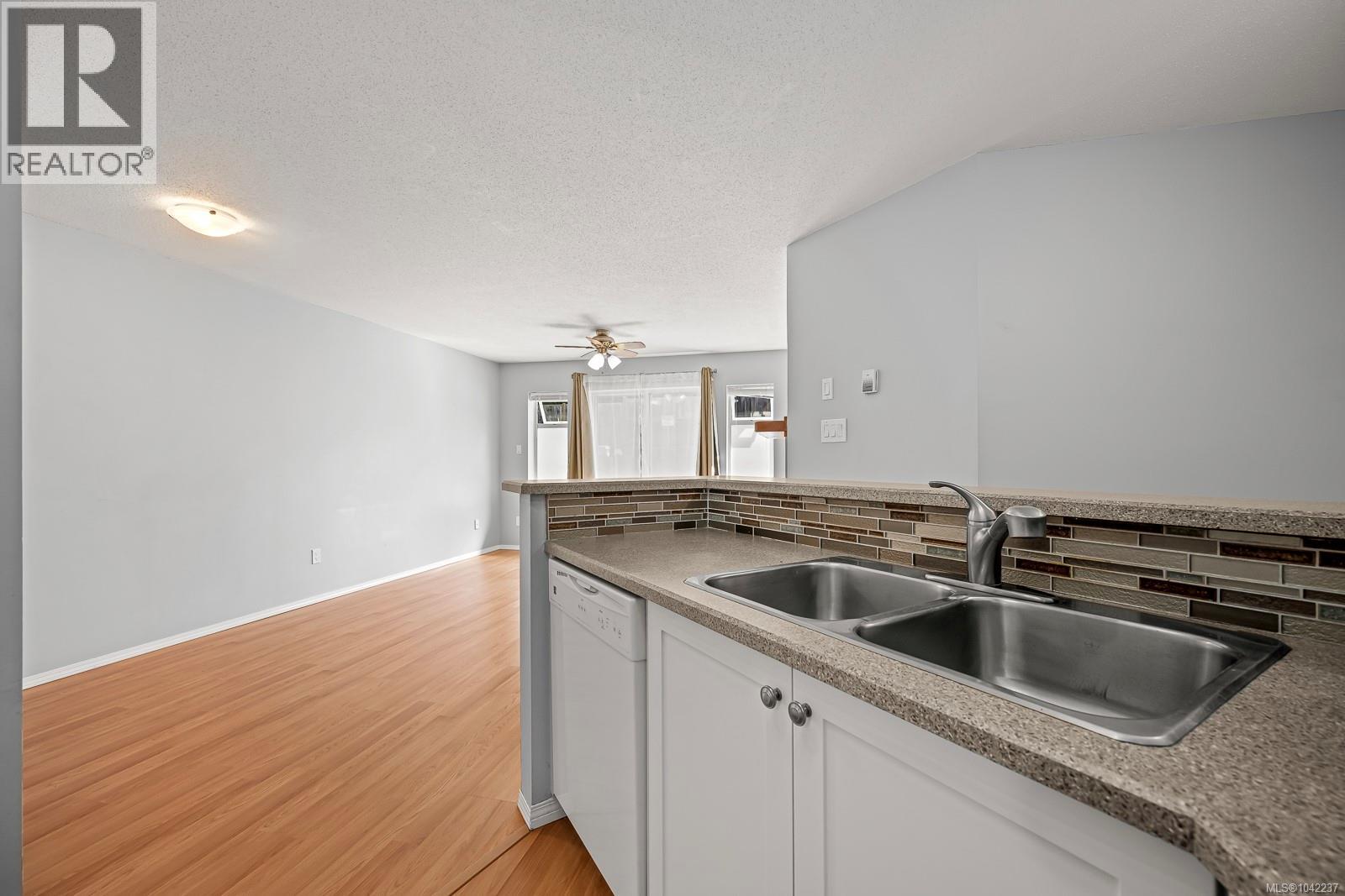 #103 4700 Alderwood Pl - 19