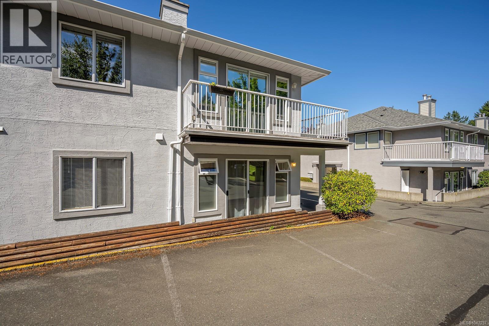 #103 4700 Alderwood Pl - 23