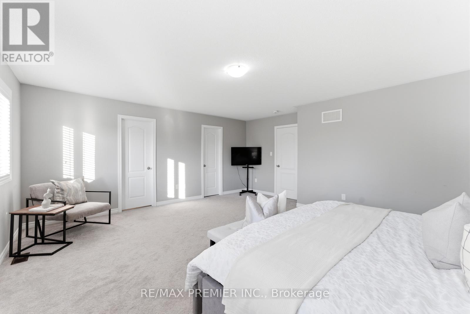 122 MCKENZIE WAY - 27