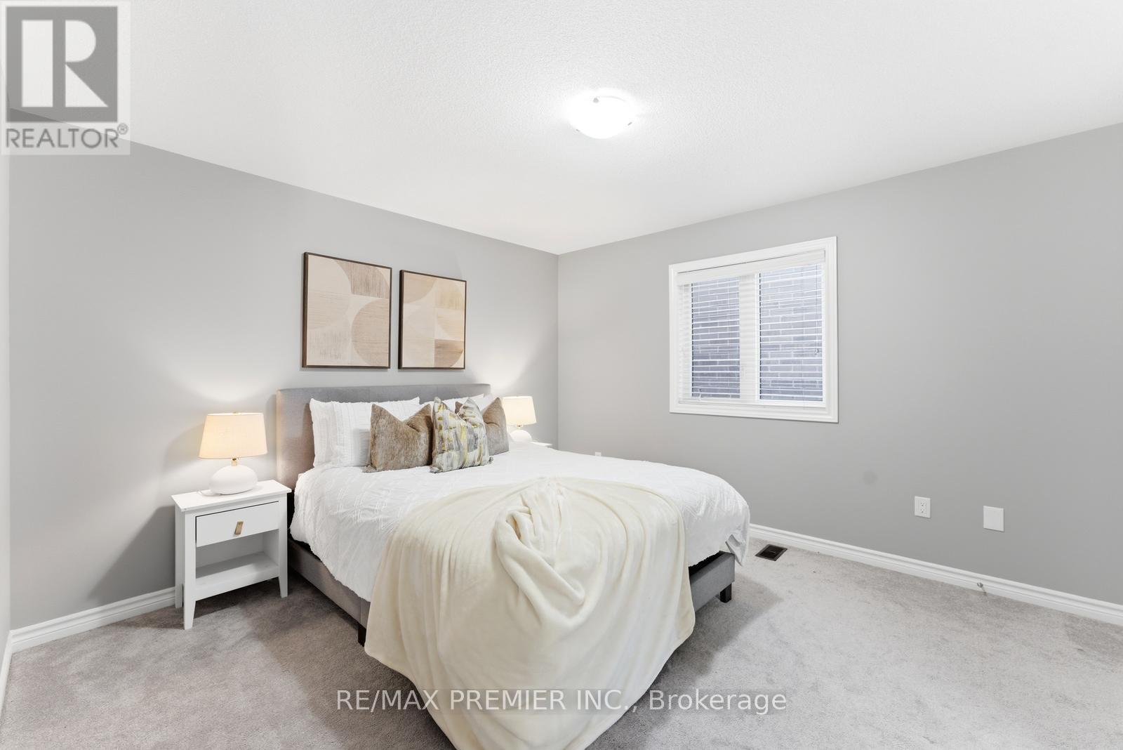 122 MCKENZIE WAY - 33